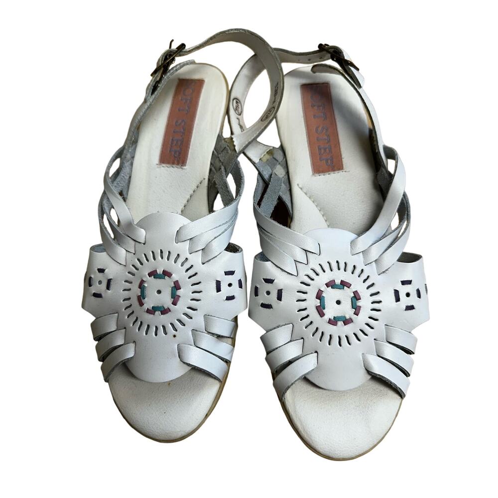 Soft Step White Southwestern Wedge Sandals Sz 7.5